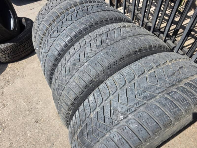 Pirelli 235/55 R17 Sve sezone