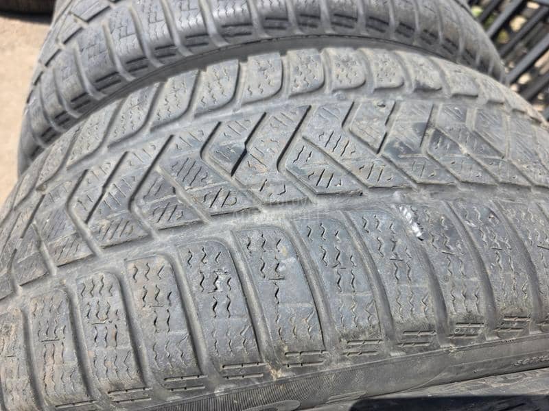 Pirelli 235/55 R17 Sve sezone