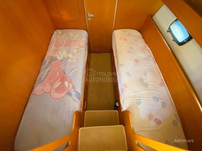 Mochi craft 42 Dominator