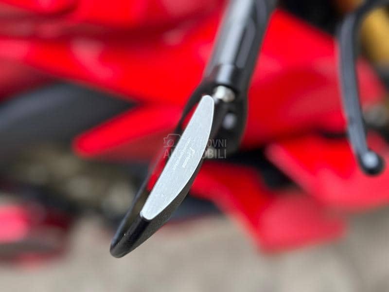 Ducati V4 S Streetfighter