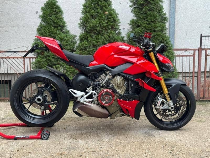 Ducati V4 S Streetfighter