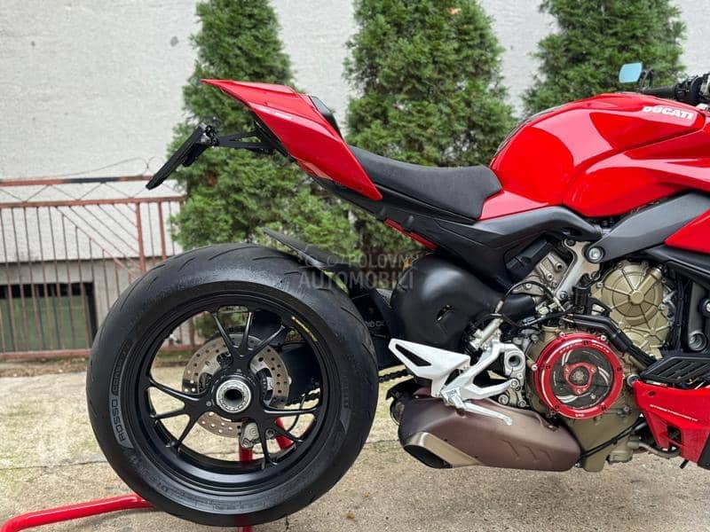 Ducati V4 S Streetfighter