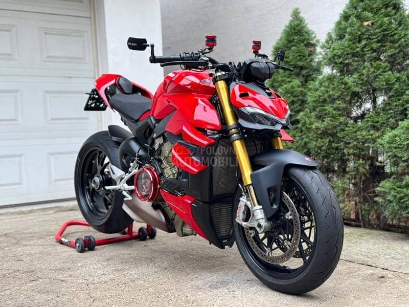 Ducati V4 S Streetfighter