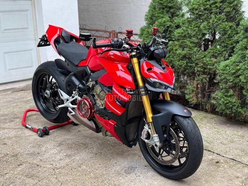 Ducati V4 S Streetfighter