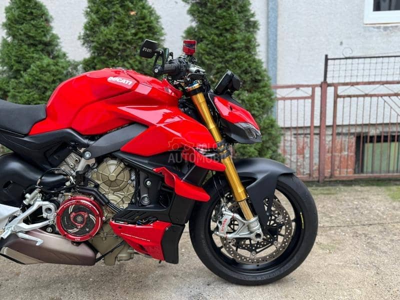 Ducati V4 S Streetfighter