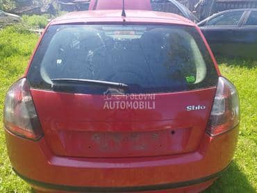 gepek vrata za Fiat Stilo