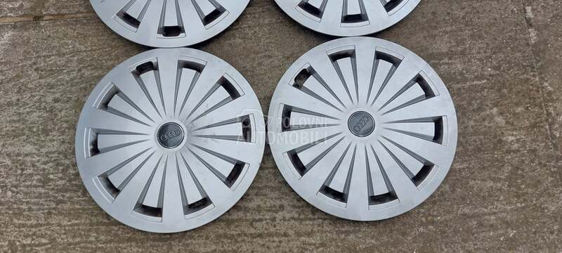 Ratkapne audi 16" Bez rupa