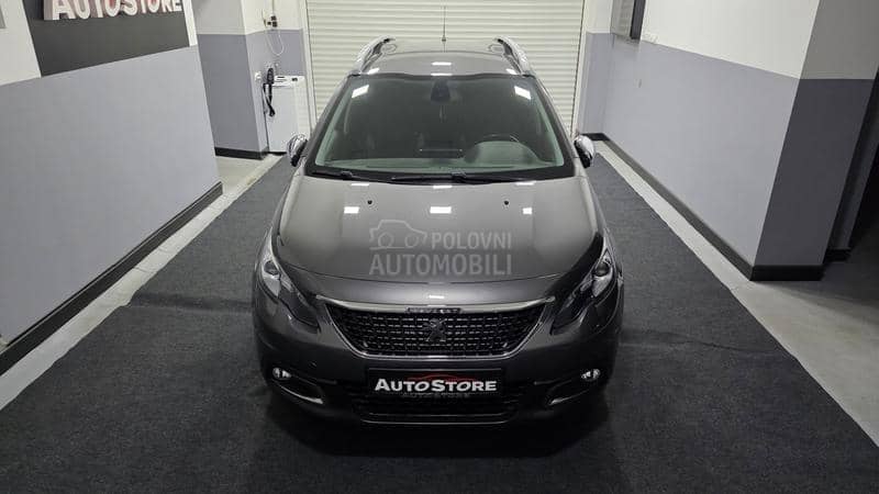 Peugeot 2008 1.2 PURETECH 110