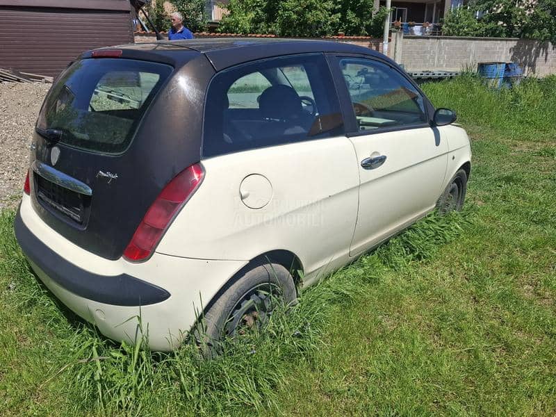 Lancia Ypsilon 1.3mjet