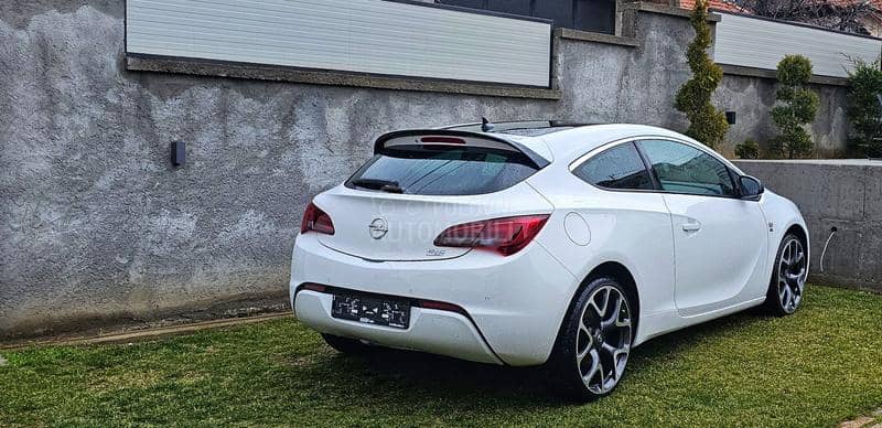 Opel Astra J GTC OPC 2