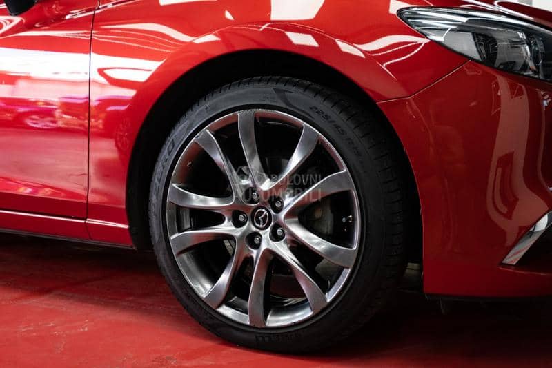 Mazda 6 