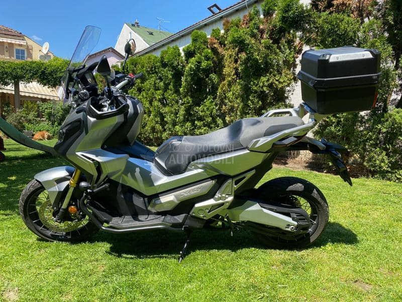 Honda X Adv