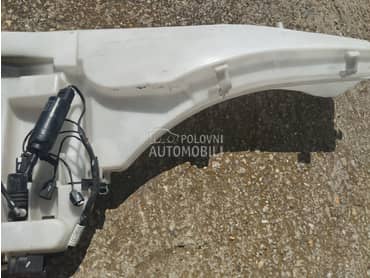 Boca vode brisača za BMW X5, X6 od 2007. do 2012. god.