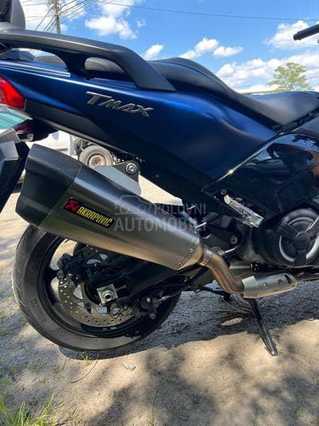 Yamaha t max dx