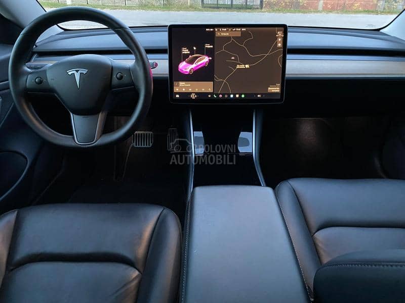 Tesla Model 3 4x4 PERFORMANCE