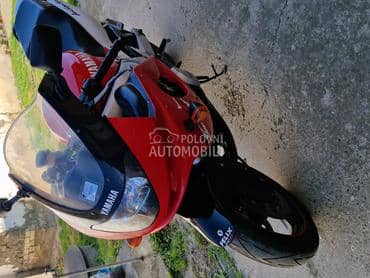 Yamaha yzf600r thundercat