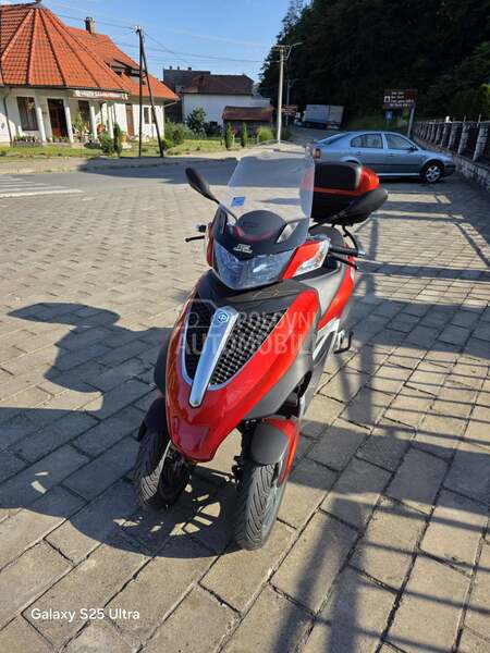 Piaggio Yourban MP3 300 ie