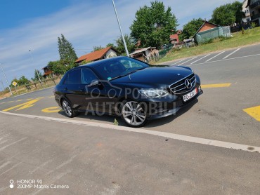 Mercedes Benz E 220 EDITIONE 4matic