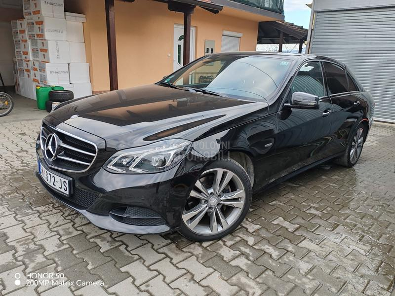 Mercedes Benz E 220 EDITIONE 4matic