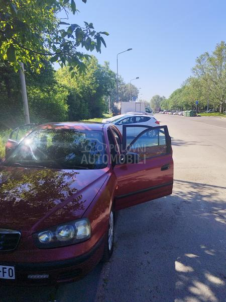 Hyundai Elantra 1.6 GLS