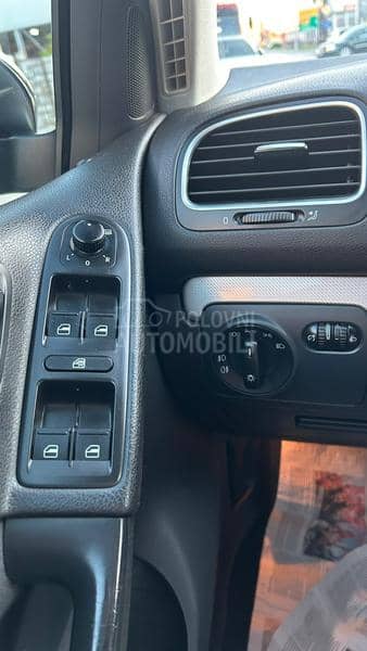 Volkswagen Golf 6 1.6 TDI MATCH
