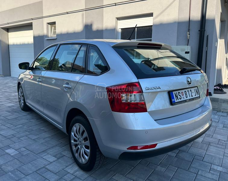 Škoda Rapid Xenon/Zeder