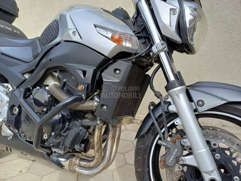 Suzuki GSR 600 GSR600