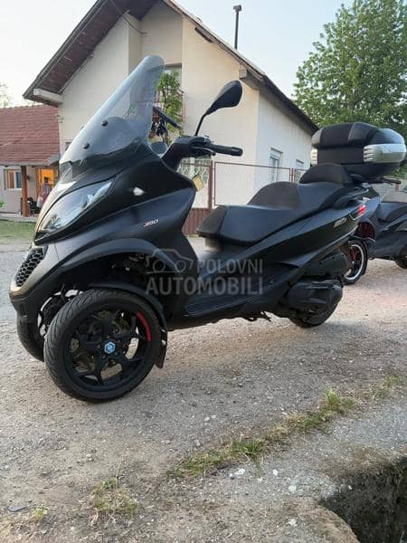 Piaggio Mp3
