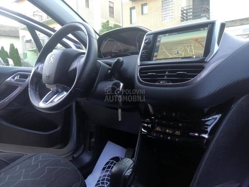 Peugeot 2008 //1.4HDI MAX PAKET//