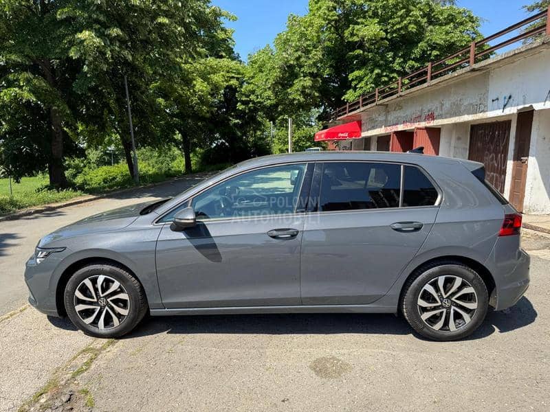 Volkswagen Golf 8 1.5 TSI