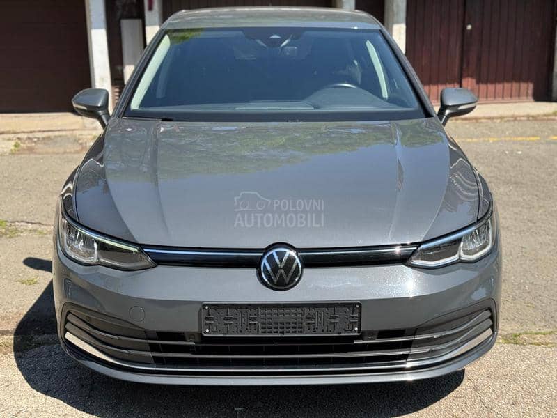 Volkswagen Golf 8 1.5 TSI