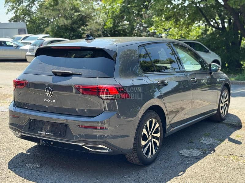 Volkswagen Golf 8 1.5 TSI