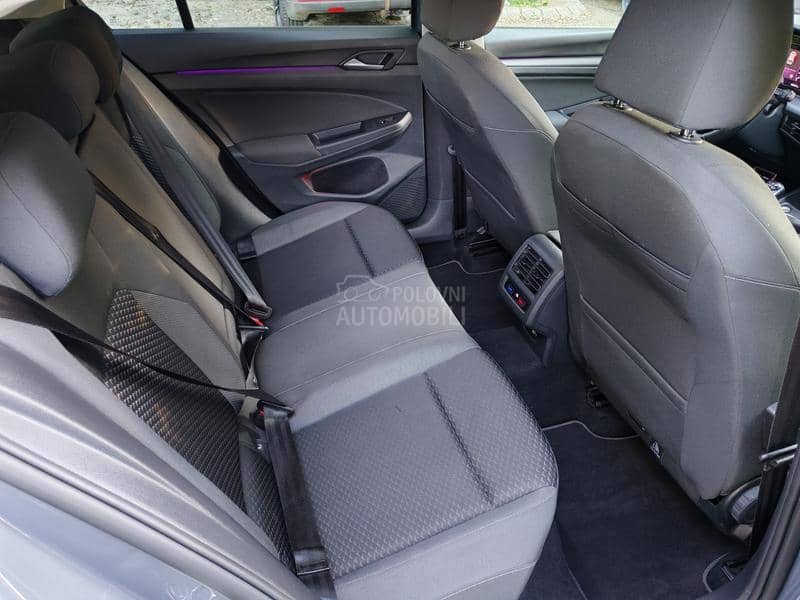 Volkswagen Golf 8 1.5 TSI