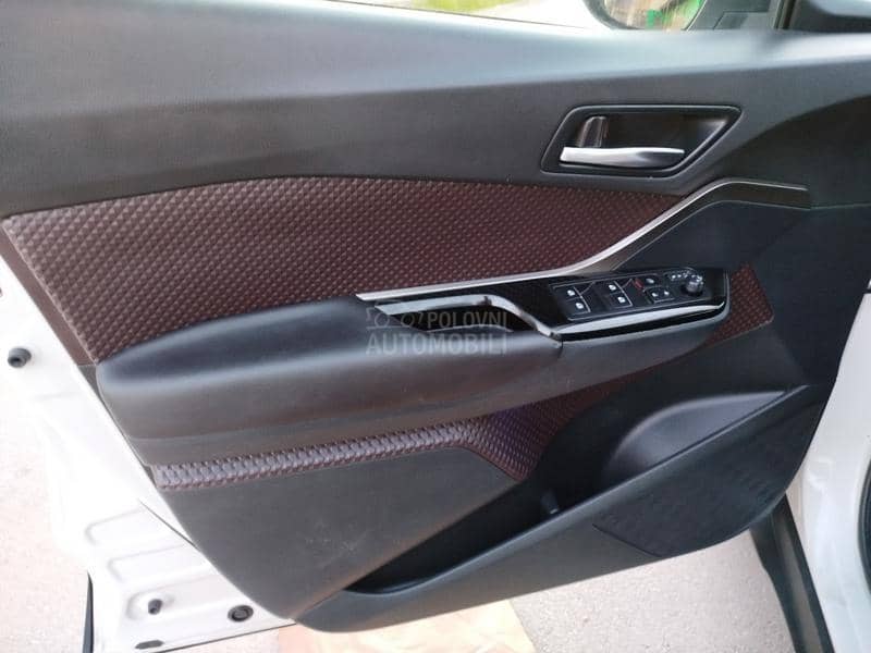 Toyota C-HR 1.8i  H I B R I D