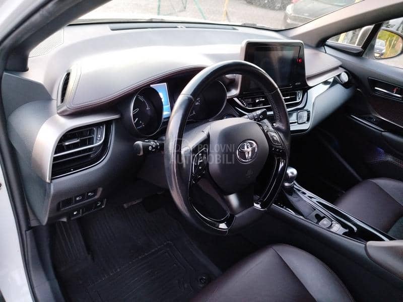 Toyota C-HR 1.8i  H I B R I D