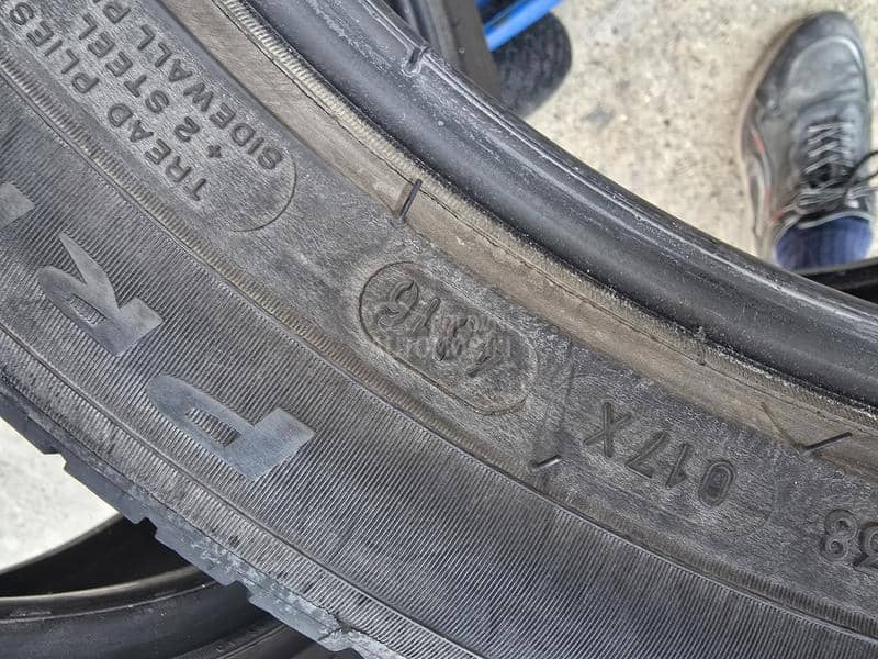 Michelin 215/50 R17 Letnja