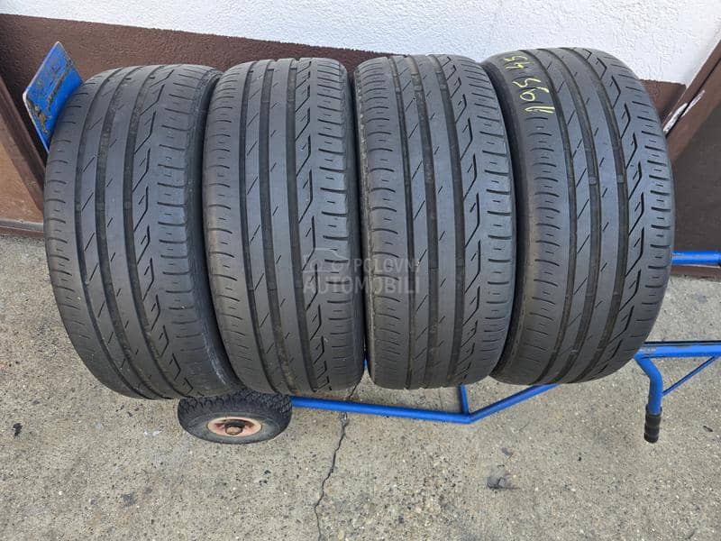 Bridgestone 195/45 R16 Letnja
