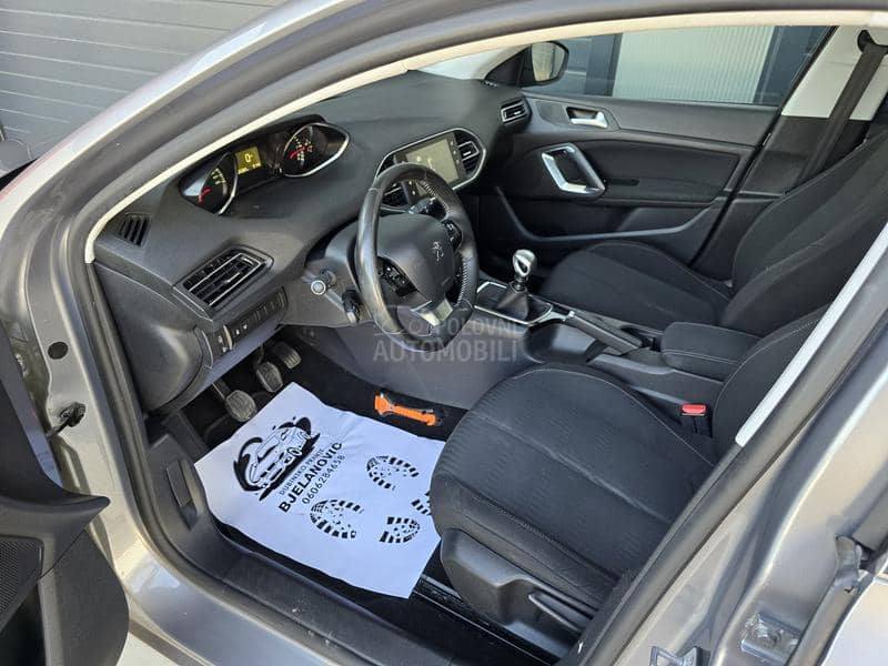 Peugeot 308 1.6 HDI PANO