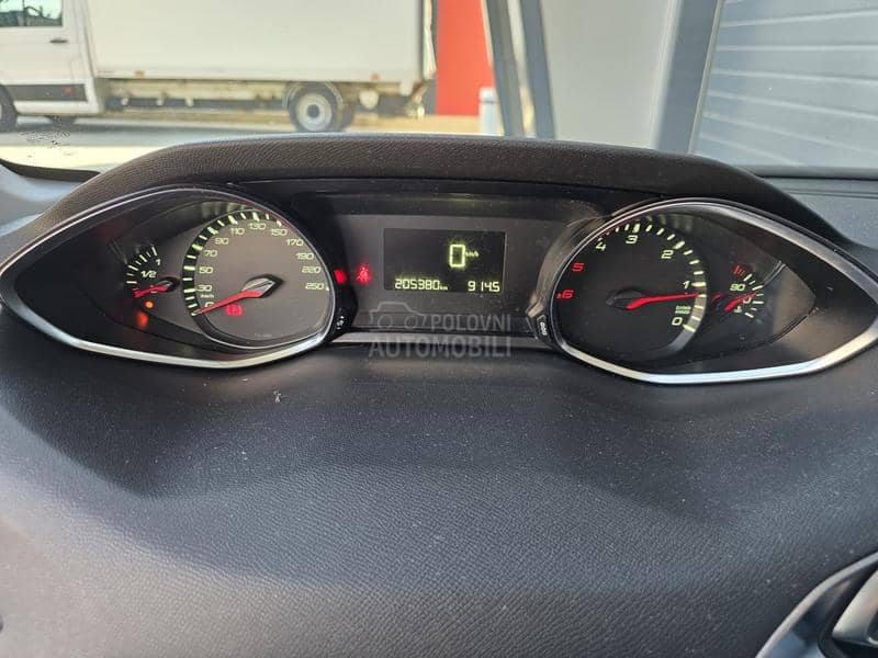 Peugeot 308 1.6 HDI PANO