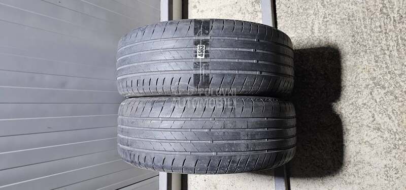 Bridgestone 235/55 R18 Letnja