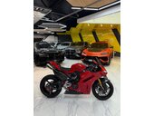 Ducati Panigale V4S