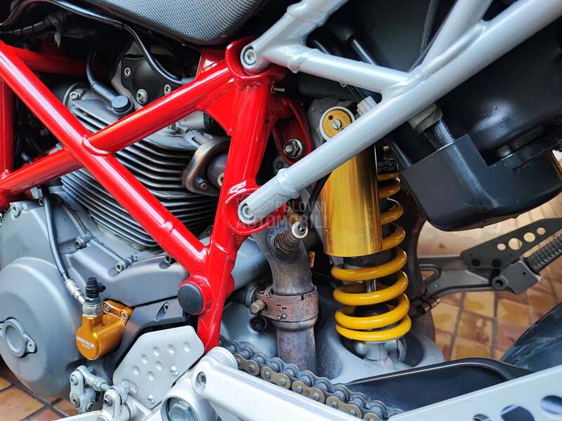 Ducati Hypermotard 1100 EVO