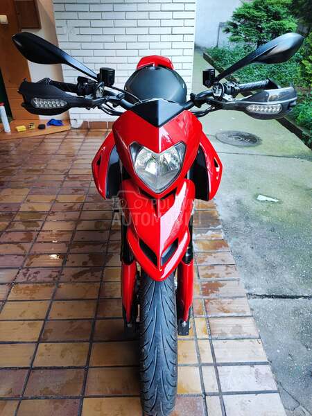Ducati Hypermotard 1100 EVO