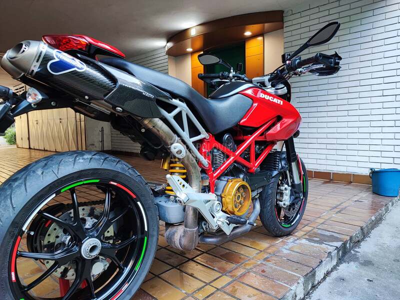 Ducati Hypermotard 1100 EVO