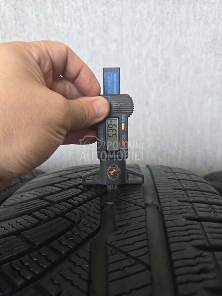 Michelin 235/50 R18 Zimska