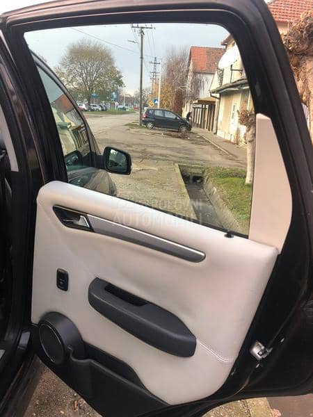 Mercedes Benz A 160 BlueEFFICIENCY
