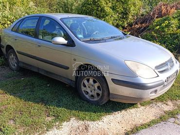 Citroen C5 2001. god. -  kompletan auto u delovima