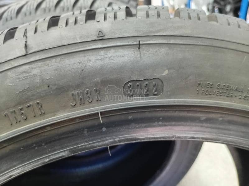 Dunlop 225/45 R17 Zimska