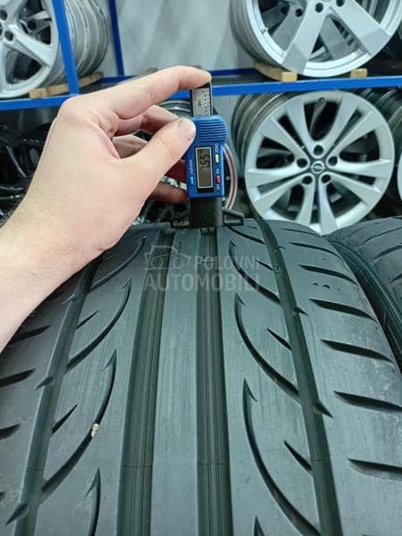 Hankook 235/40 R18 Letnja