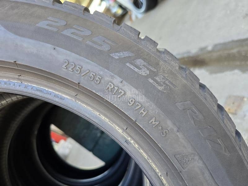 Pirelli 225/55 R17 Zimska